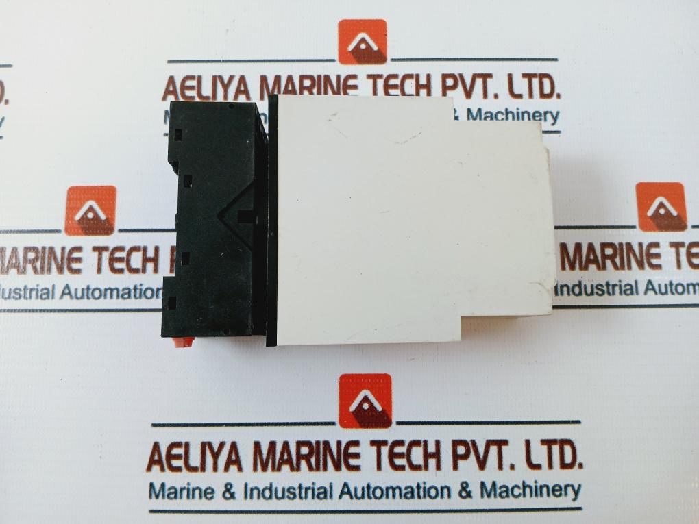 Carlo Gavazzi Pua01cb23500v Voltage & Current Relay W/ Base Ip20 50/60hz