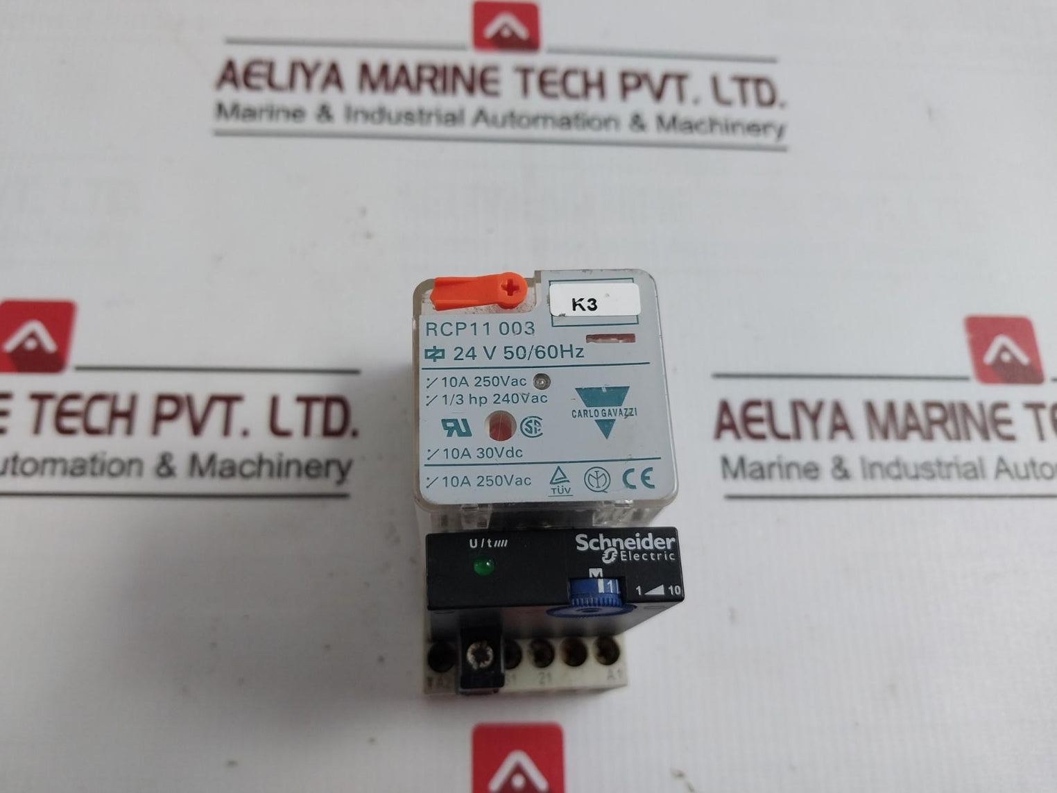 Carlo Gavazzi Rcp11003 Industrial Electromechanical Relay With Base 0.8 Nm