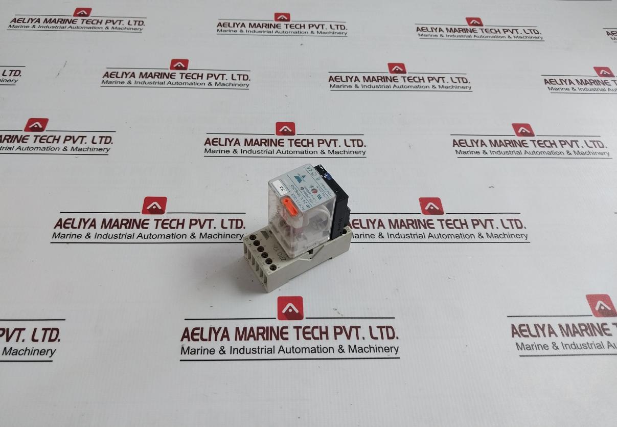 Carlo Gavazzi Rcp11003 Industrial Electromechanical Relay With Base 0.8 Nm