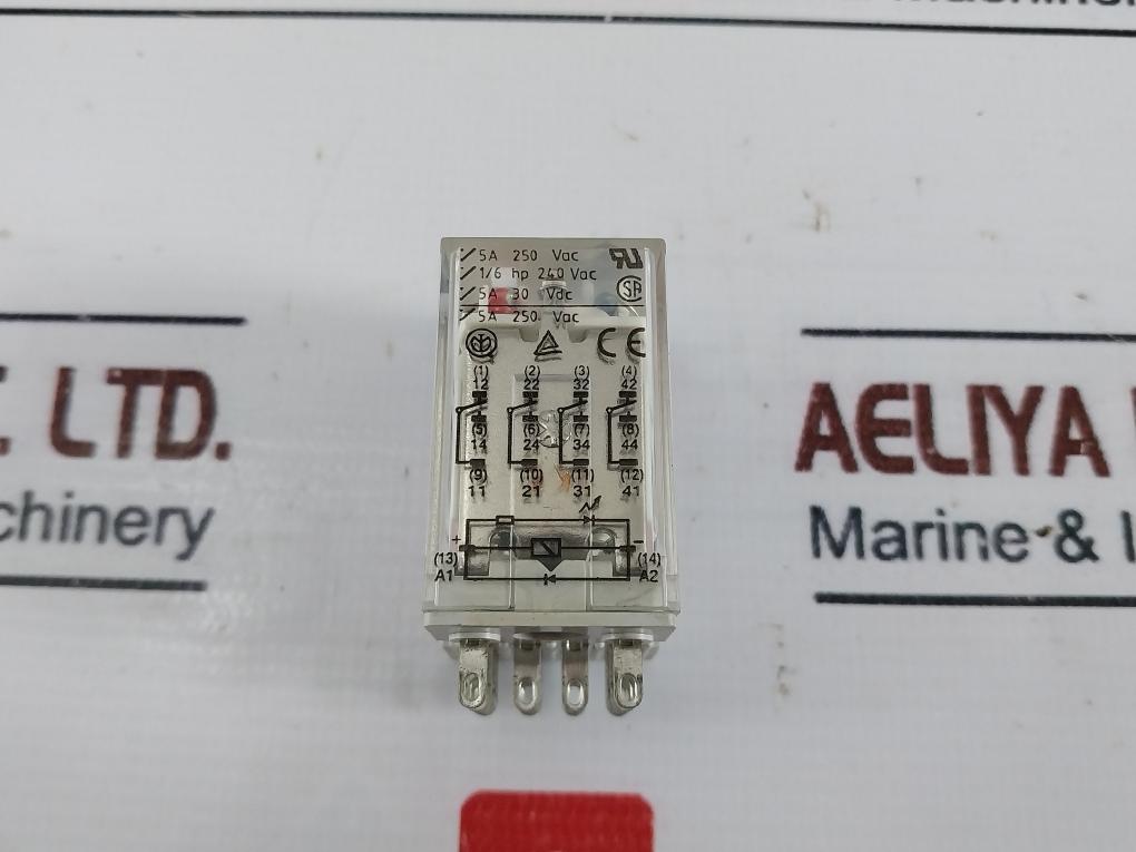 Carlo Gavazzi RMI A 4 5 Relay With Socket 24VDC