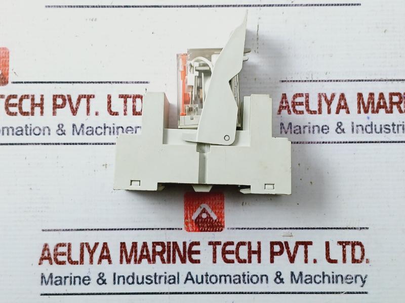 Carlo Gavazzi Rmi A 4 5 Relay With Socket Zmi 15/4N 230V 50/60Hz