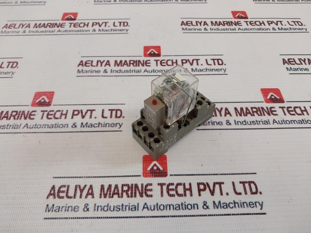 Carlo Gavazzi RMIA0045024DC Relay with Socket Z376.02