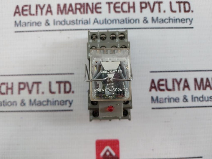 Carlo Gavazzi RMIA0045024DC Relay with Socket Z376.02