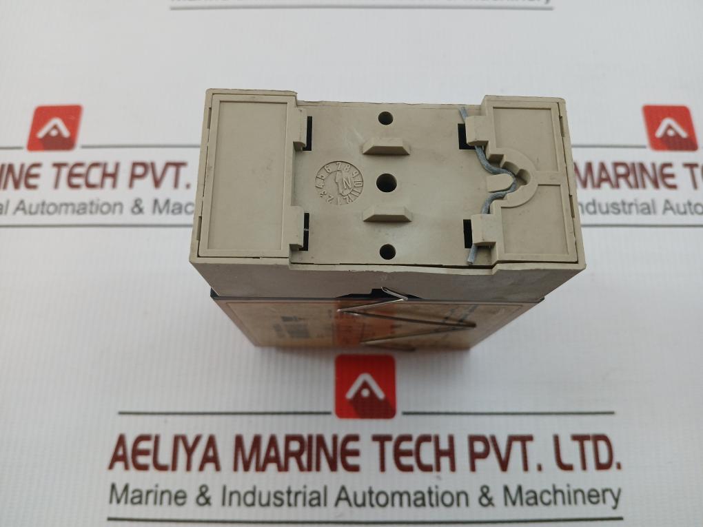 Carlo Gavazzi Timer Relay Range-0.1 Sec - 1.0 Min S105 166 924