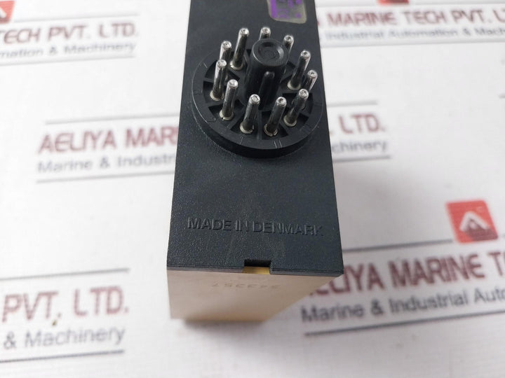 Carlo Gavazzi S 112 166 724 Interval Timer External Start 8A, 250V
