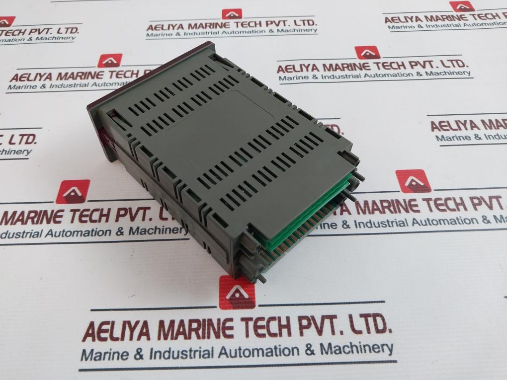 Carlo Gavazzi Sdc45 Digital Temperature Controller Input 2000 Ohm