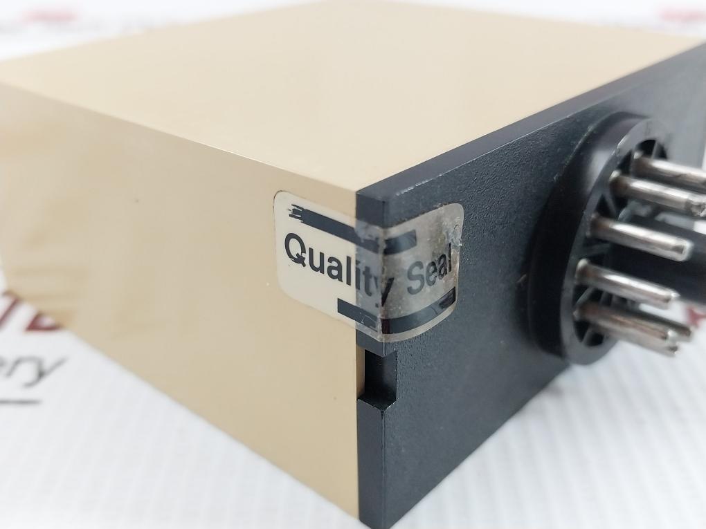 Sv 120 230 Dual Level Relay 230V 50/60Hz Ip20 Carlo Gavazzi