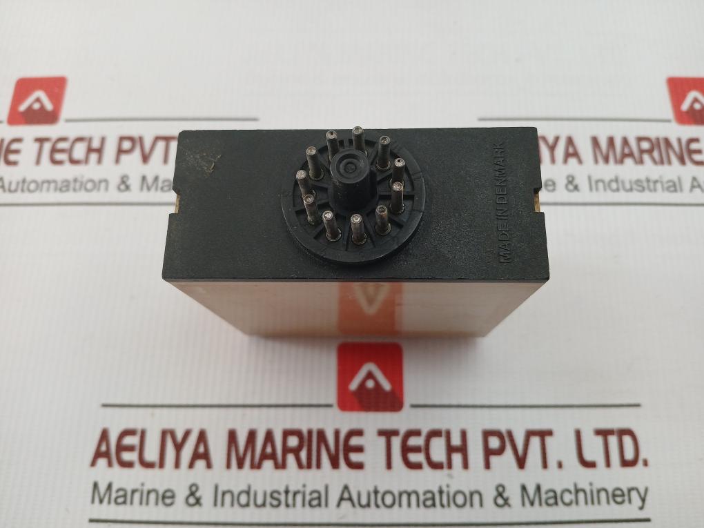 Carlo Gavazzi Time Delay Relay 3-60 Min Sb 135 724