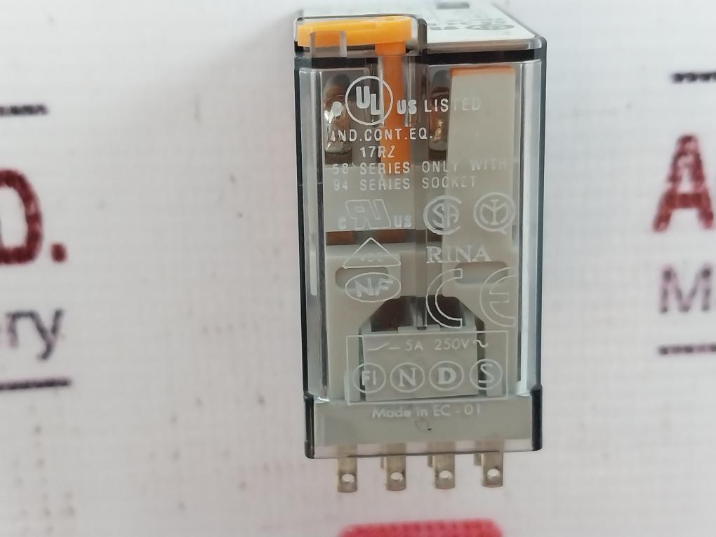 Carlo Gavazzi Zmi 15/4n Relay Socket 12a 300v