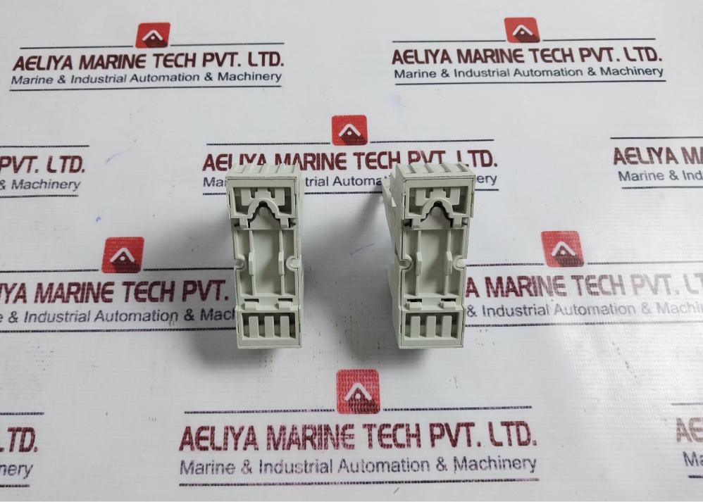 Carlo Gavazzi ZMI 15/4N Solid State Feme Relay Socket