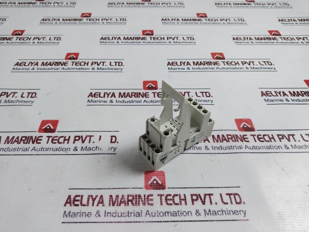 Carlo Gavazzi ZMI 15/4N Solid State Feme Relay Socket