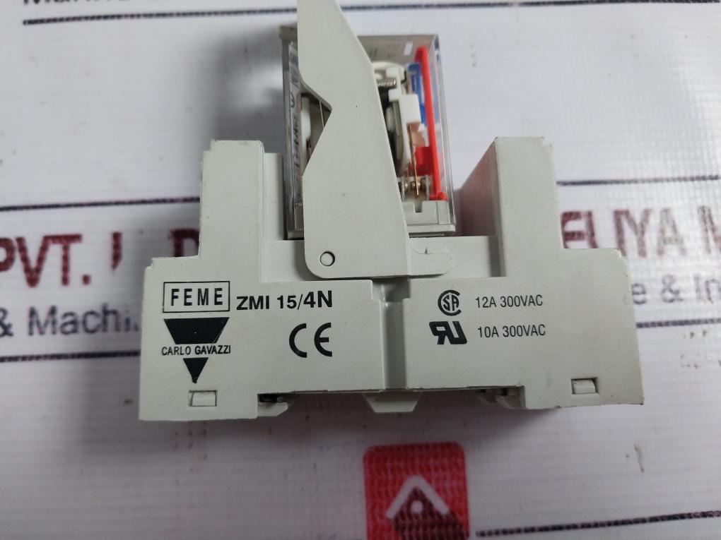 Carlo Gavazzi ZMI 15/4N Solid State Relay With Socket 12A 3000VAC / 10A 300VAC