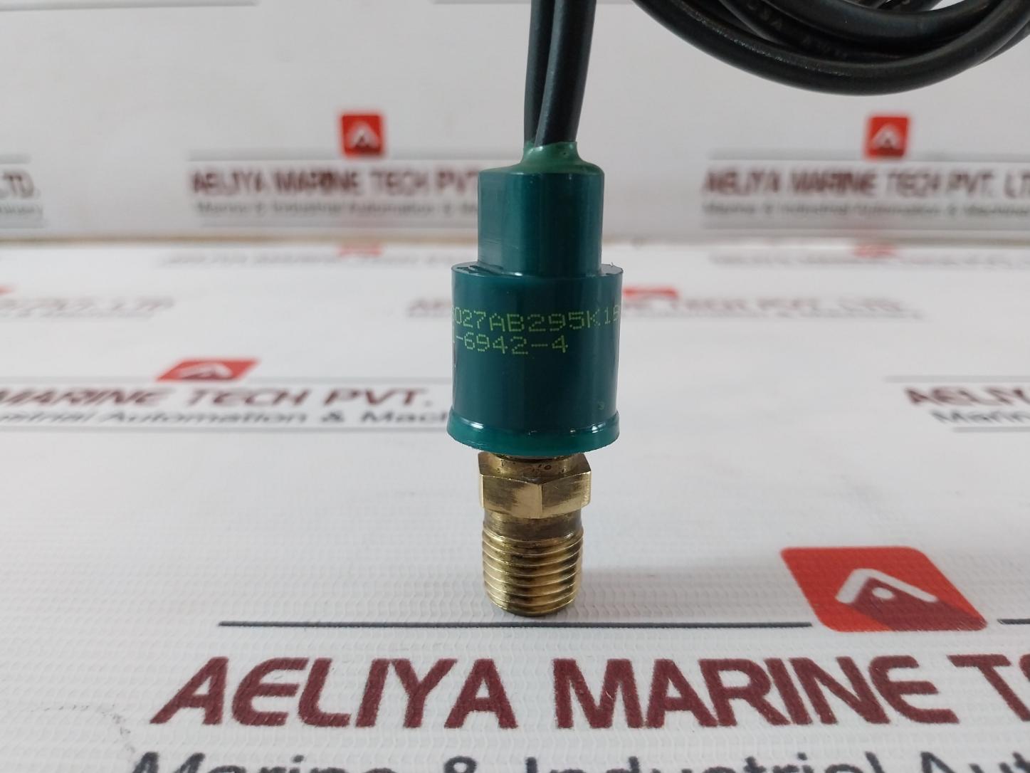 Carrier 66Ui-6942-4 Pressure Switch