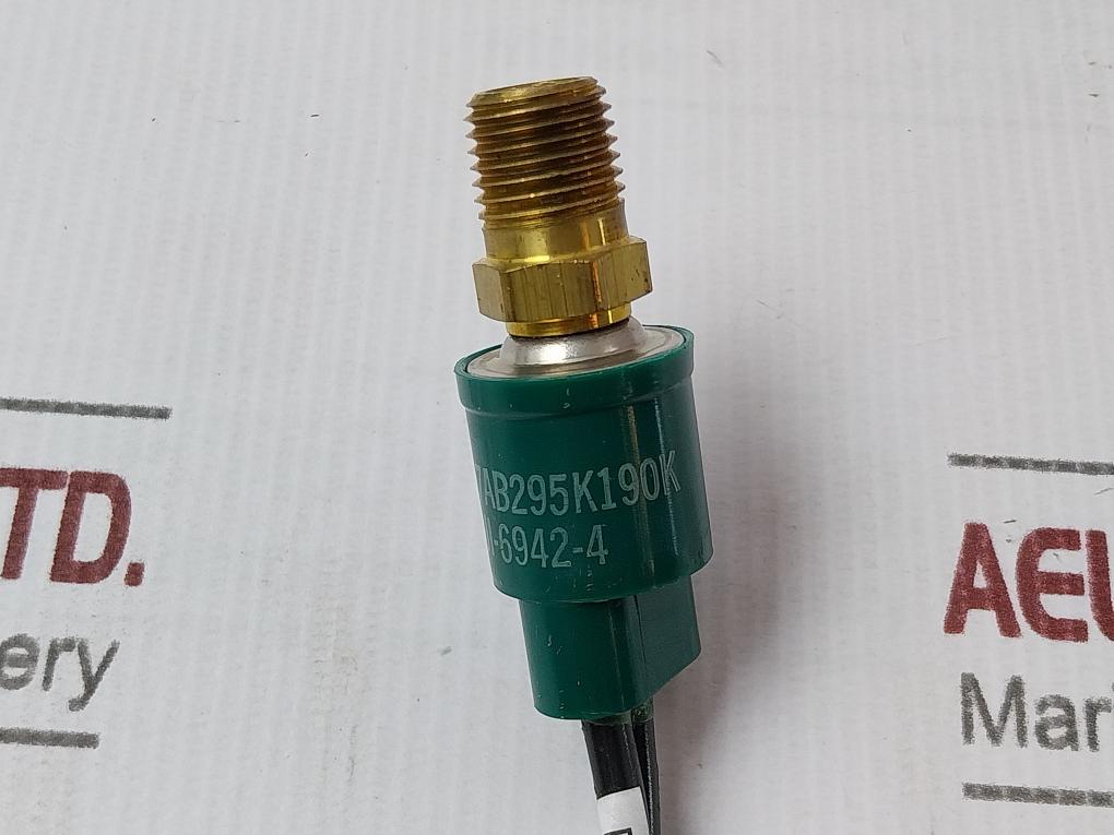 Carrier 66Ui-6942-4 Pressure Switch 1 Meter 600V 18 Awg