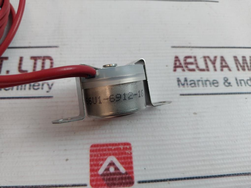 Carrier Transicold 66U1-6912-16 Thermostat Switch