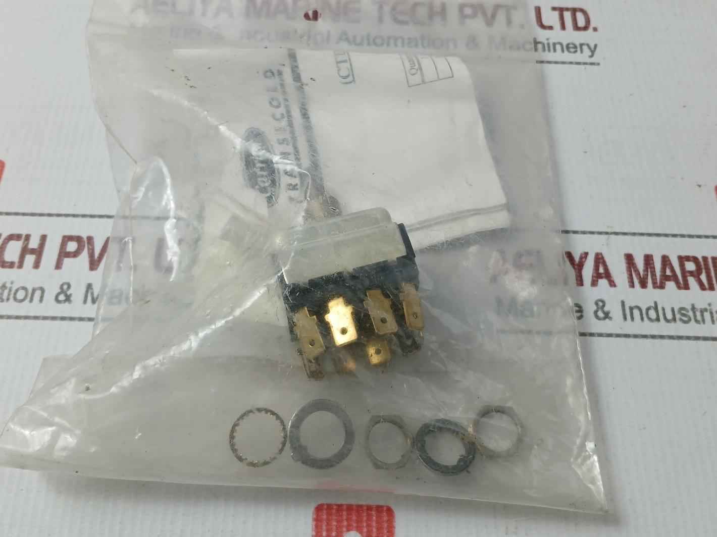 Carrier Transicold 10-01129-07Sv Toggle Switch Replacement New