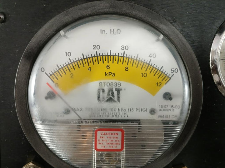 Caterpillar Digital Hydraulic Pressure Test Tool Kit 100Kpa 140°F 1U5470