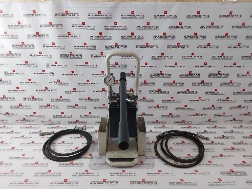 Cato Fluid S5 AC-R-02/1 High Pressure Hose 0-315 Bar 2-6.3 W.P. 56 MPA 3 Meter