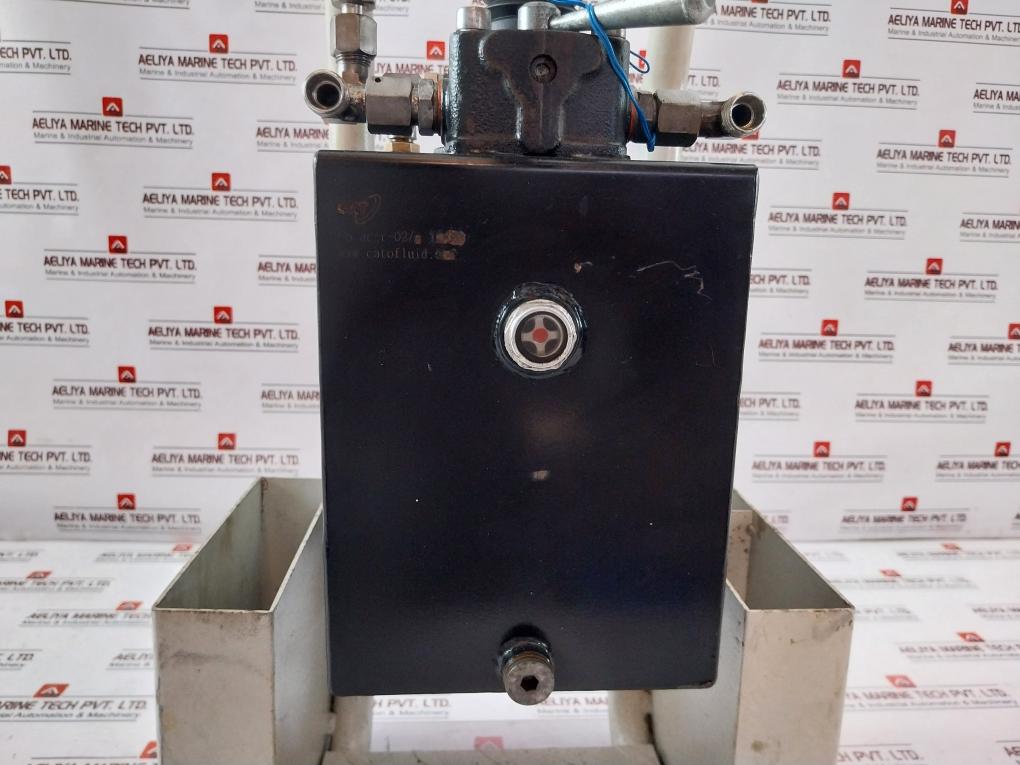 Cato Fluid S5 AC-R-02/1 High Pressure Hose 0-315 Bar 2-6.3 W.P. 56 MPA 3 Meter