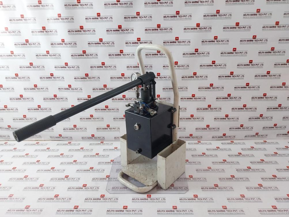 Cato Fluid S5 AC-R-02/1 High Pressure Hose 0-315 Bar 2-6.3 W.P. 56 MPA 3 Meter