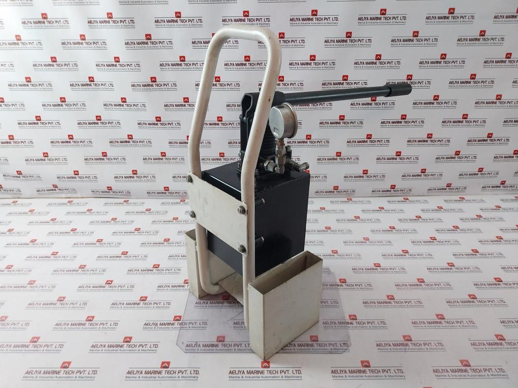 Cato Fluid S5 AC-R-02/1 High Pressure Hose 0-315 Bar 2-6.3 W.P. 56 MPA 3 Meter