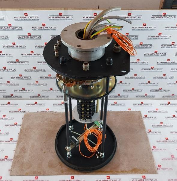 Cavotec Gsk 1502/0303/9820/400/Dv Slip Ring Assembly Column Type 2Xpe 300A 660V
