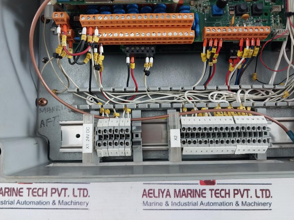 Cavotec Micro-Control MC-3000-EX Remote Control 220 VAC