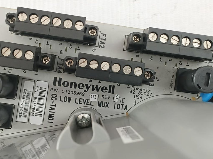 Cc-Paim01-Low-Level-Analog-Mux-Module-Brand-Honeywell-51405045-175-24vdc-80ma-12