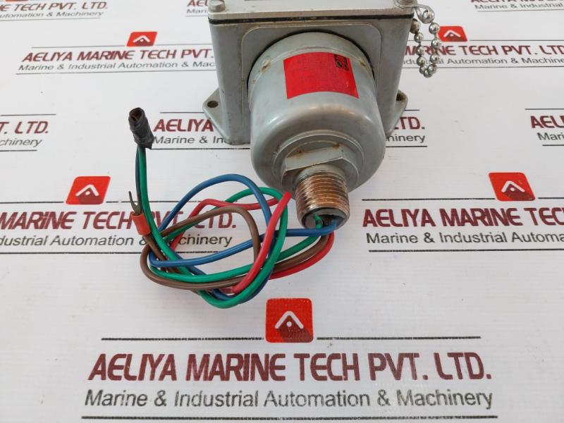 Ccs 646gze7-7011 Pressure Switch 4500 Psig Increasing Pressure Range 900-2300 Psig