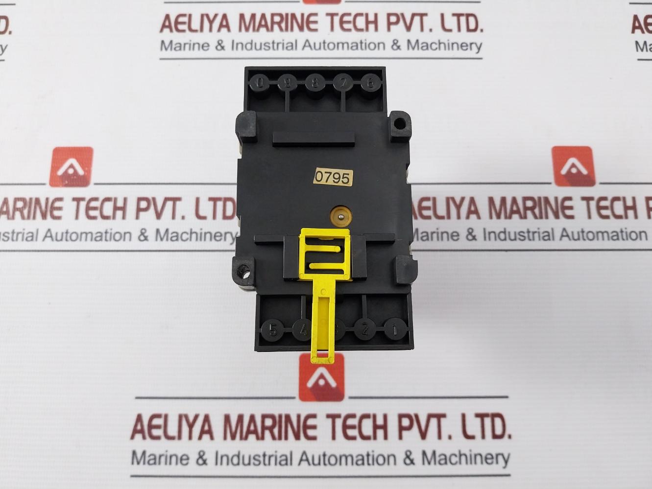 Cdc 0411.731 Micron Time Delay Relay 110V Ac 50Hz –60 Sec 117V Ac, 60Hz–50 Sec