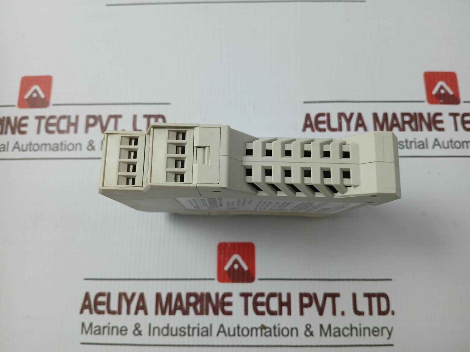 Ceag 2/942 Switch Amplifier Ver Sv2.00 230V Ac/ 1 Va 67Mw Ghg122 3121 D1002