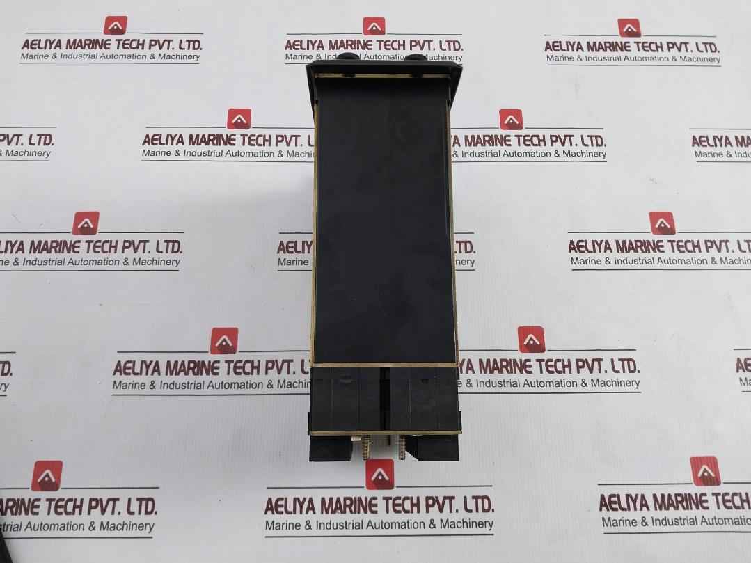 Cee Itt 7610 B/9506 Electrical Protection Relay Cc/Dc 110V 5A 60Hz