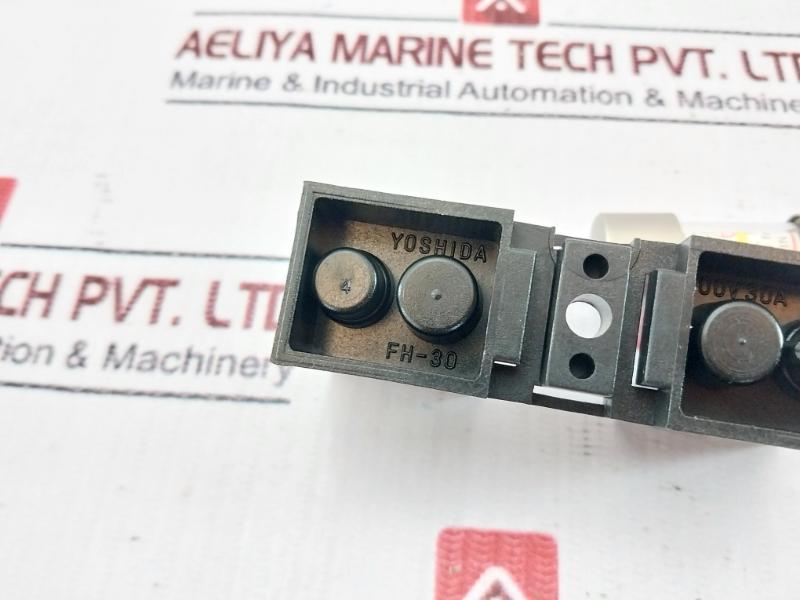 Cello-lite 5A Fuse Block Rc.20Ka.Ff.24 500V Ac 250V Dc