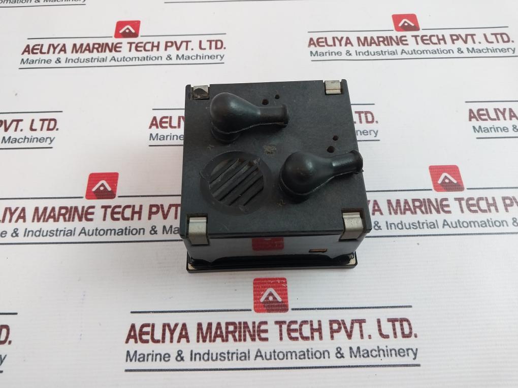 Celsa 0-600V Voltmeter Used