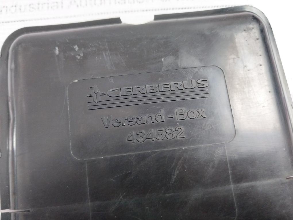 Cerberus Versand-box 434582 W/ Boeder 3.5-inch Hd Floppy Disk 1.44Mb