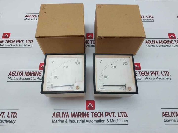 Cewe Iq96 Analog Voltmeter 0-300V