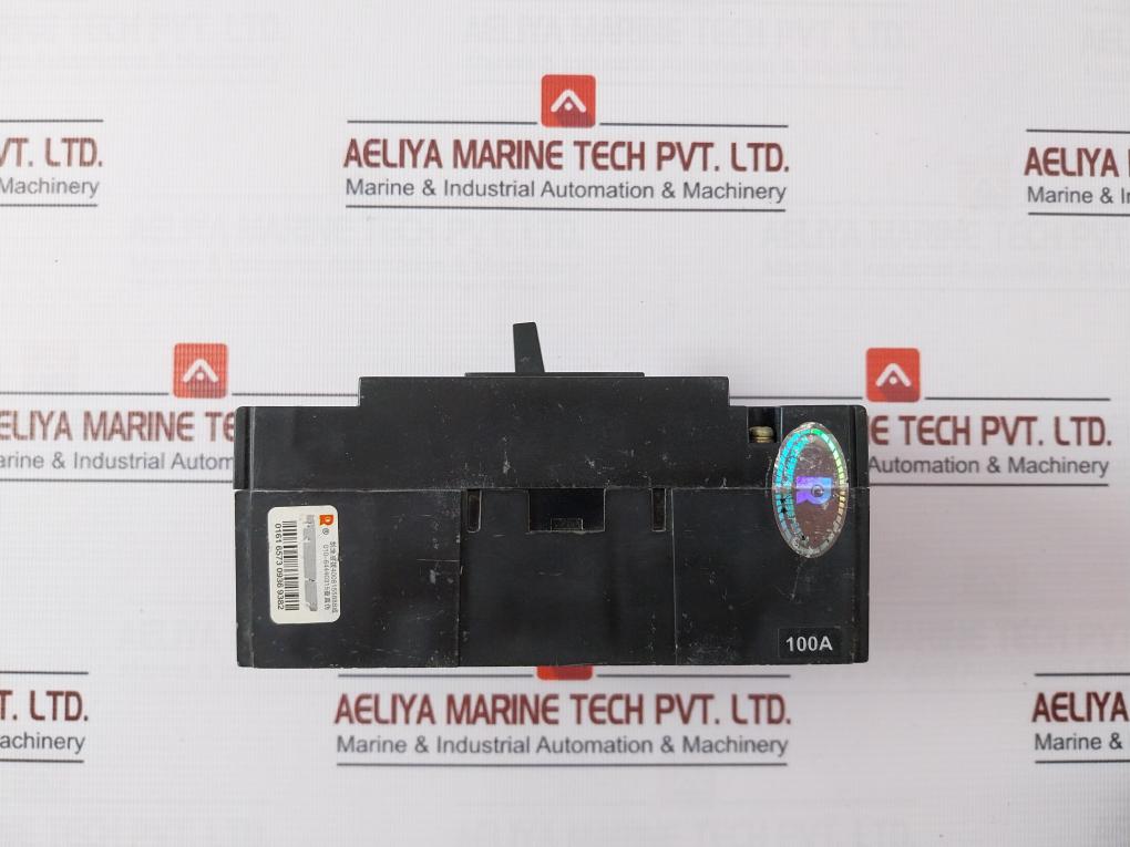 Changshu Cm1-100L/3300 Plastic Shell Type Circuit Breaker 50Hz/60Hz 10In Ui 800V