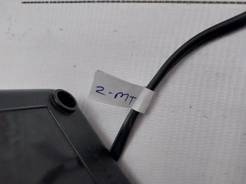 Charger 2-meter 486910-08 Black & Decker Input-ac230V-50Hz