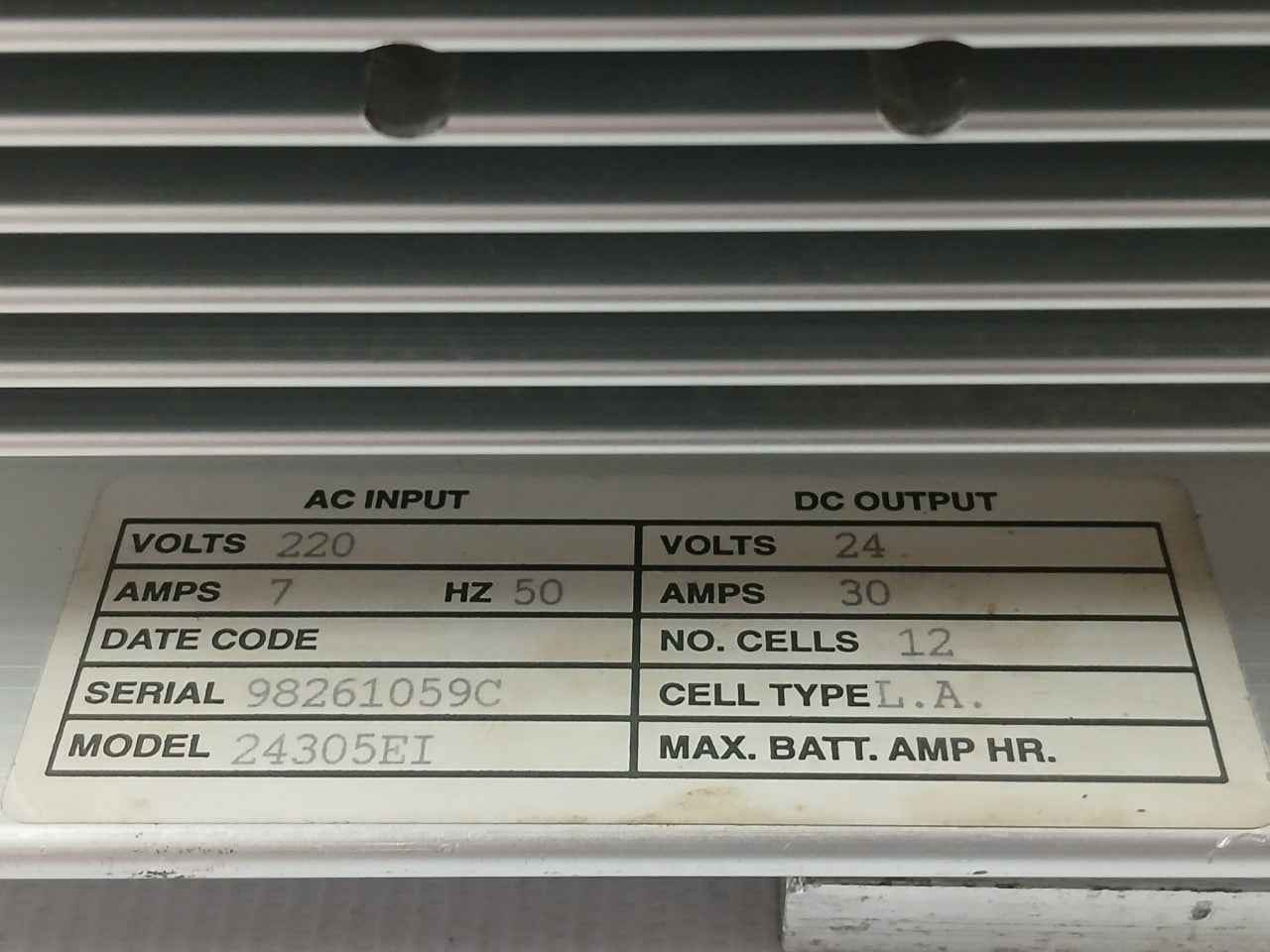 Charles 24305Ei Marine Electronic Battery Charger 5000 Series (Not Working)