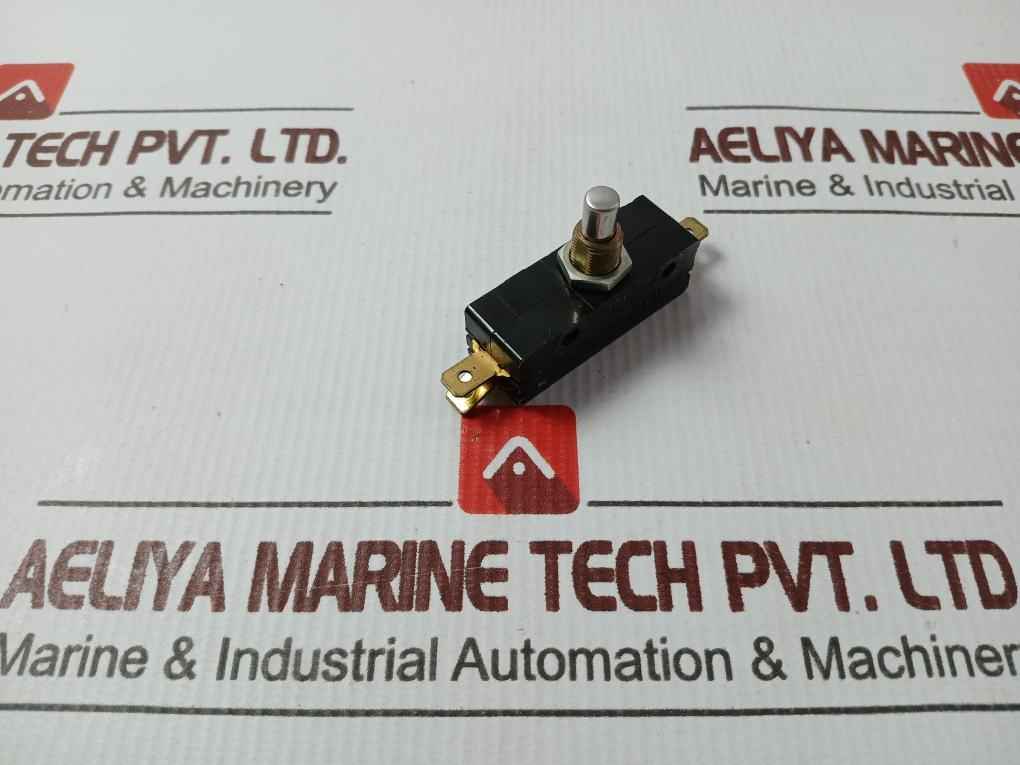 Cherry E13-00M Snap Action Micro Switch 15A 125 Or 250 Vac