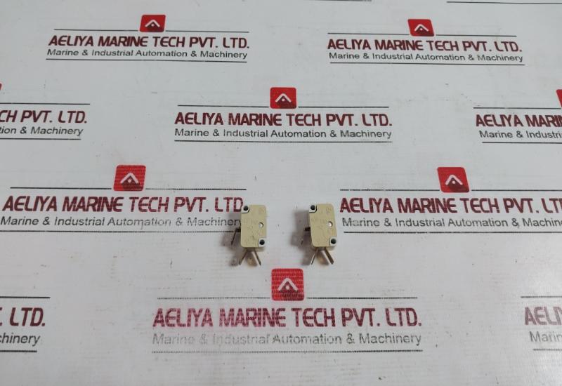 Cherry E33 Limit Micro Button Gate Switch 125-250Vac