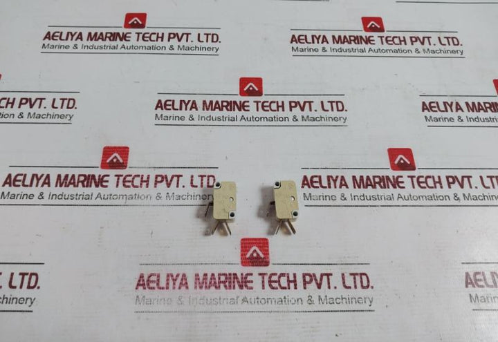 Cherry E33 Limit Micro Button Gate Switch 125-250Vac