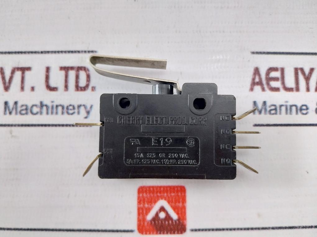 Cherry Elect E19 Snap Action / Limit Switch