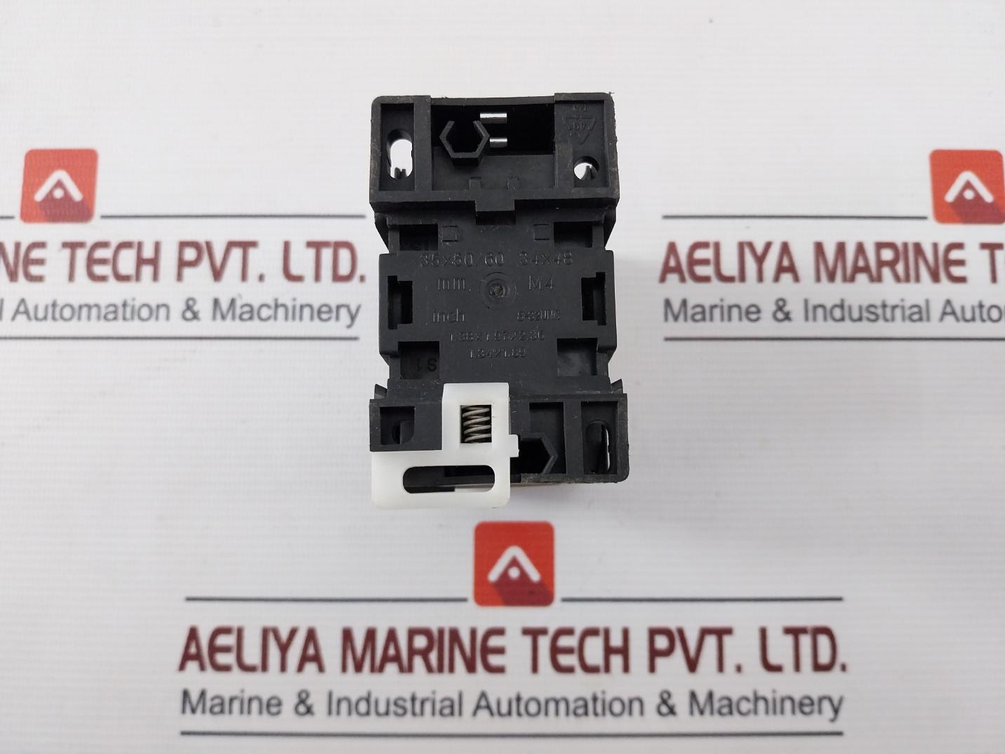 Chint Nc1-1201 Contactor 690V Max 230V 50Hz