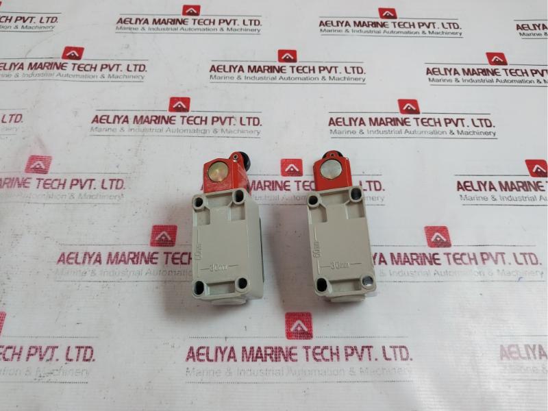 Chint Yblx-p1/120/1G Single Roller Limit Switch Adjustable Angle 437069