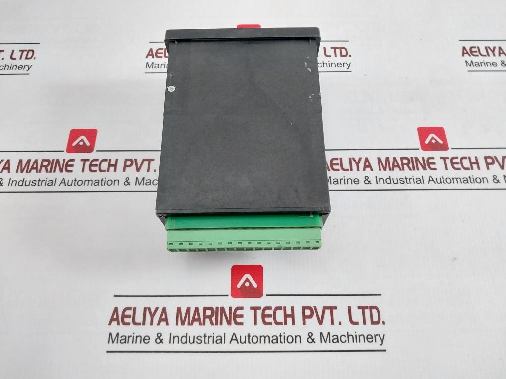 Christ Elektronik Cam 135 Pt100 Digital Panel Meter 90-264V/Ac E781311 7Va