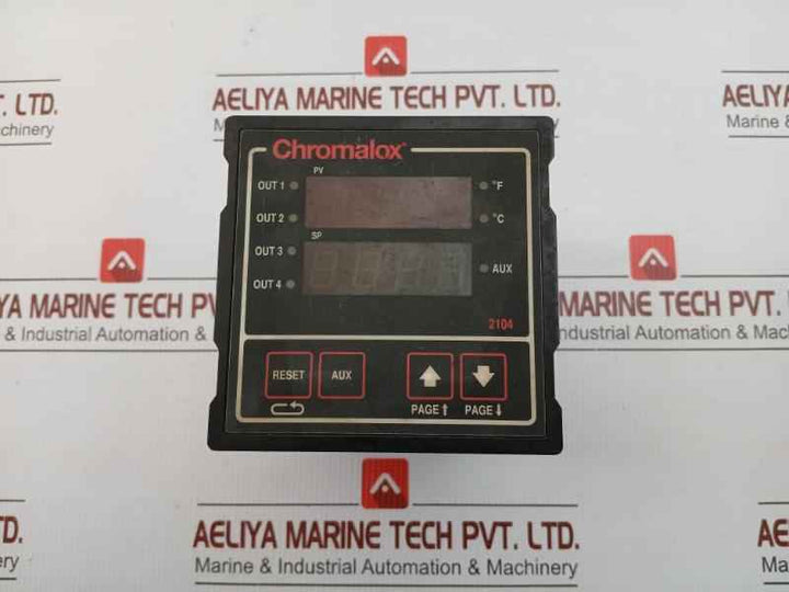 Chromalox 100-240Vac Temperature And Process Controller 65˚C 2104-ro100