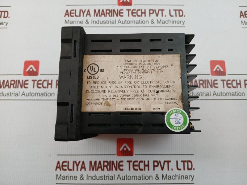 Chromalox 100-240Vac Temperature And Process Controller 65˚C 2104-ro100