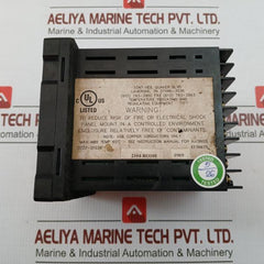 Chromalox 100-240Vac Temperature And Process Controller 65˚C 2104-ro100