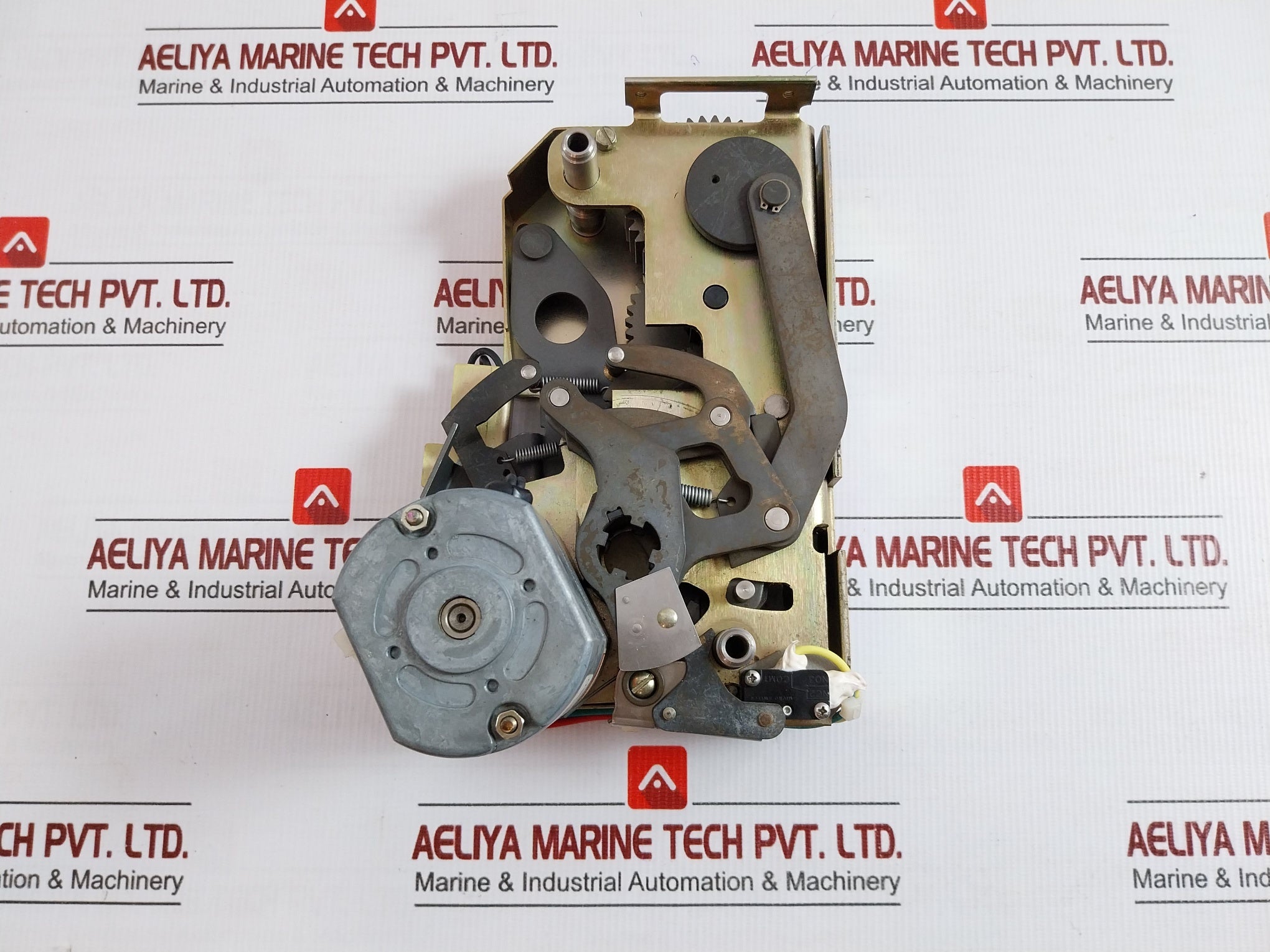 Circuit Breaker Electric Operator Assembly 120Vac 50/60H General Electric Spe120